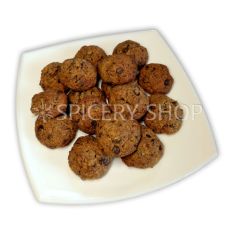 Домашнє горіхове печиво з чорносливом і шоколадом