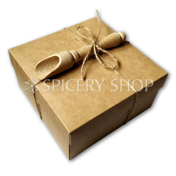 Подарочный набор специй в картонной коробочке с совочком для специй